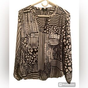 Milano Blouse women’s Petite Medium blouse